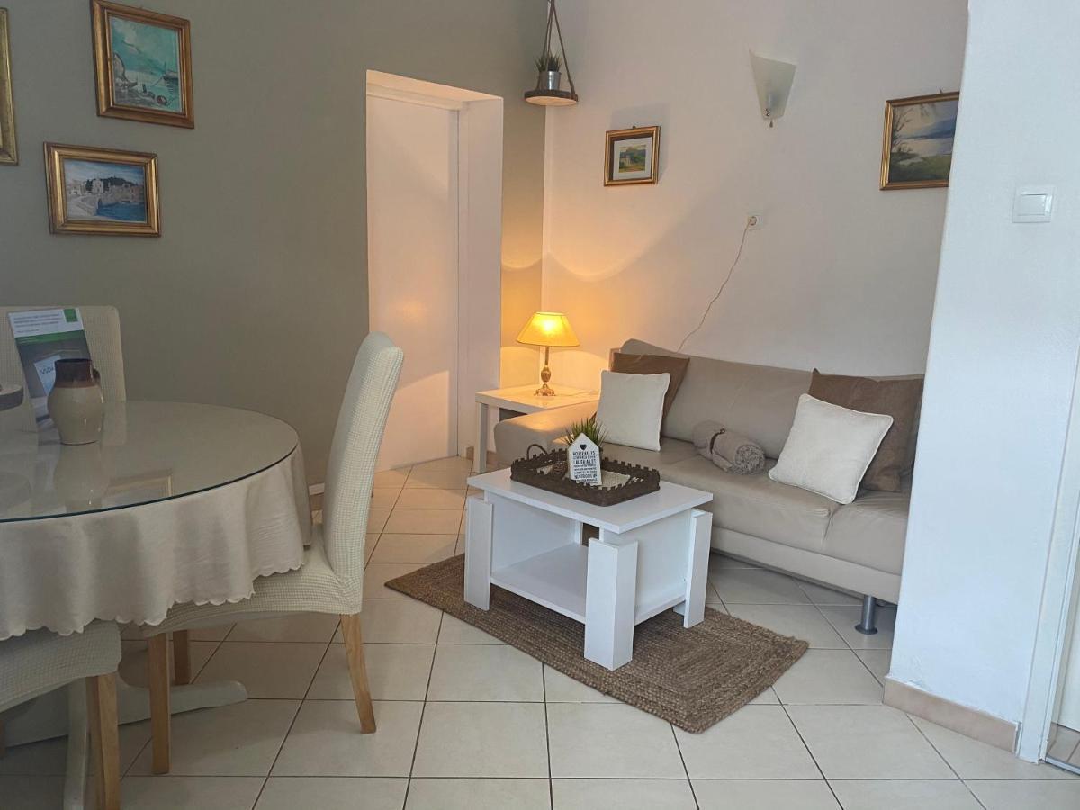 Chiara Apartment *